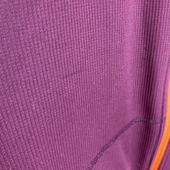 The North Face Burgundy Flight Series Jacket sz L - Picture 5 of 15